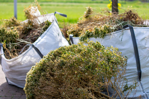 Best Trash Removal Near Me  in Legend Lake, WI